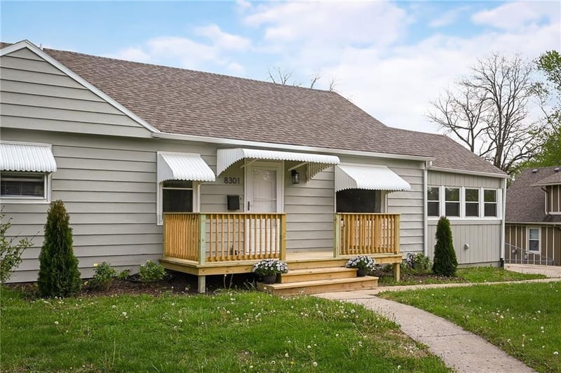 8301 Highland Ave, Kansas City, MO 64131