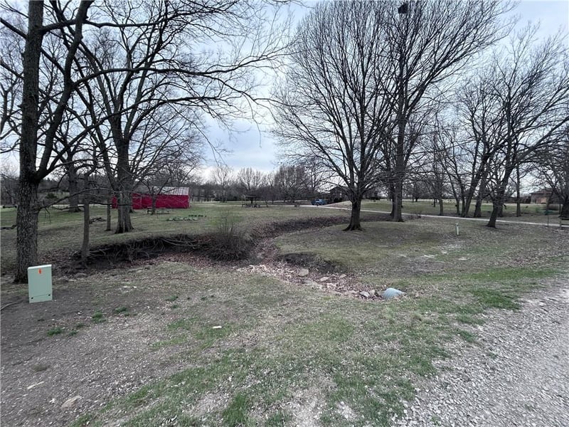 835 1710 Rd, Lawrence, KS 66049