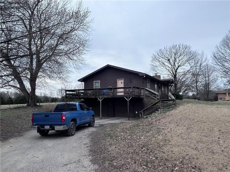 835 1710 Rd, Lawrence, KS 66049