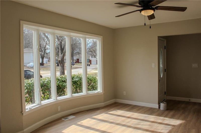 4412 104th St, Kansas City, MO 64137