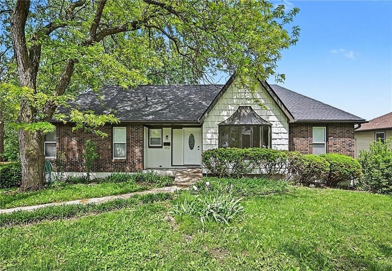 4412 104th St, Kansas City, MO 64137