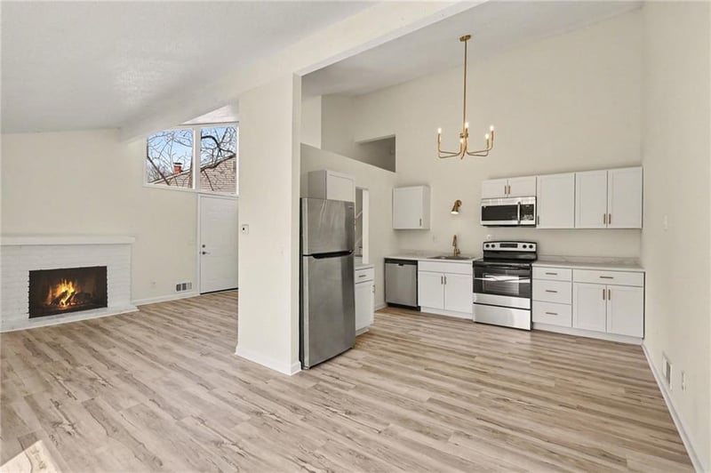 11218-11220 College Ave, Kansas City, MO 64137