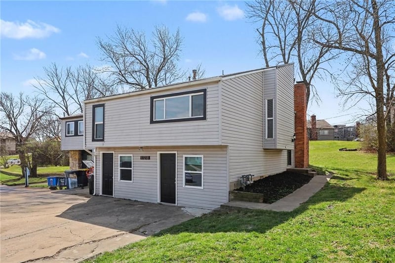 11218-11220 College Ave, Kansas City, MO 64137