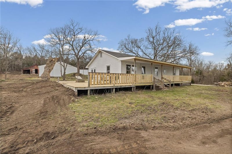 17394 Devlin Rd, Parker, KS 66072