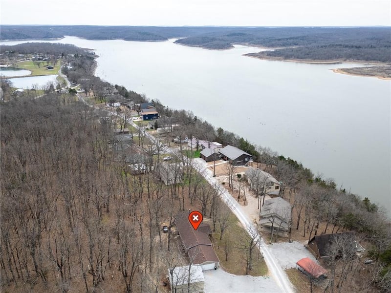 556 1291st Rd, Clinton, MO 64735