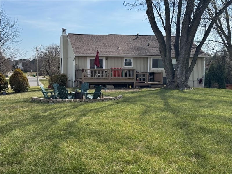 12200 Hollingsworth Rd, Kansas City, KS 66109