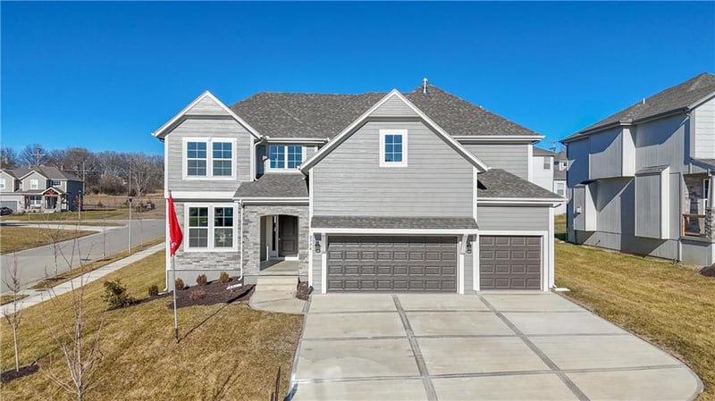 2353 Wabash St, Olathe, KS 66061