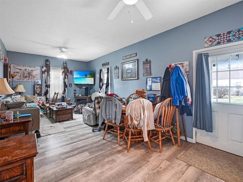 907 George St, Atchison, KS 66002