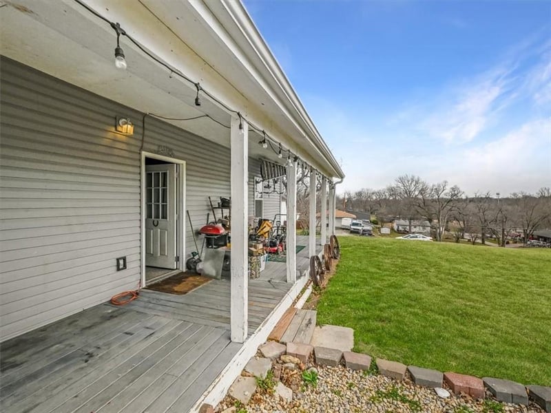 907 George St, Atchison, KS 66002