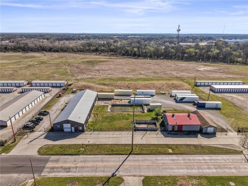 305 Joplin St, Pittsburg, KS 66762