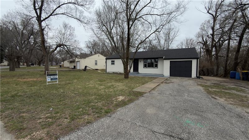 7207 86th St, Kansas City, MO 64138