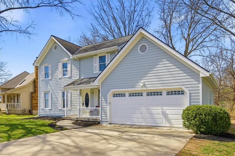 1104 7th St, Lee's Summit, MO 64063