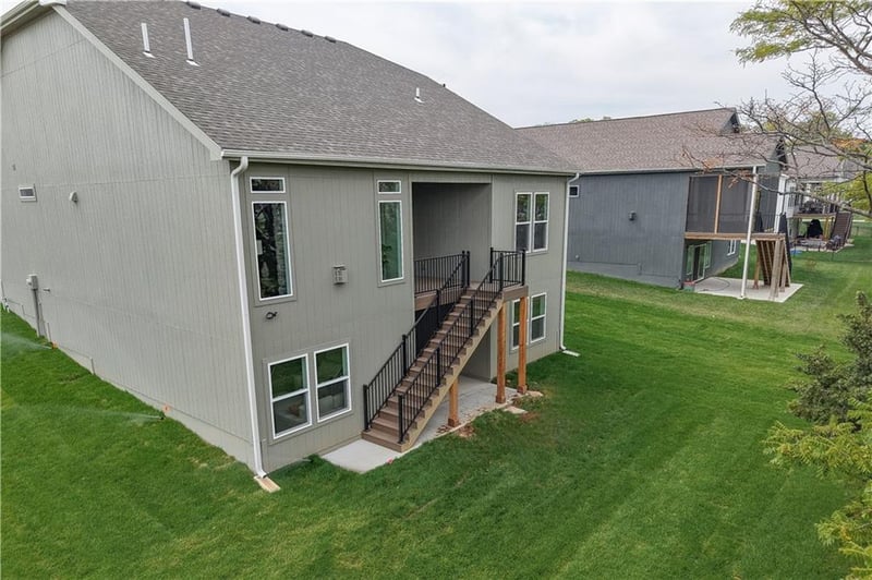 24924 145th St, Olathe, KS 66061