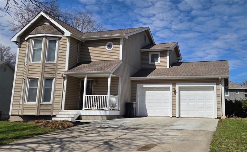 1016 103rd St, Kansas City, MO 64155