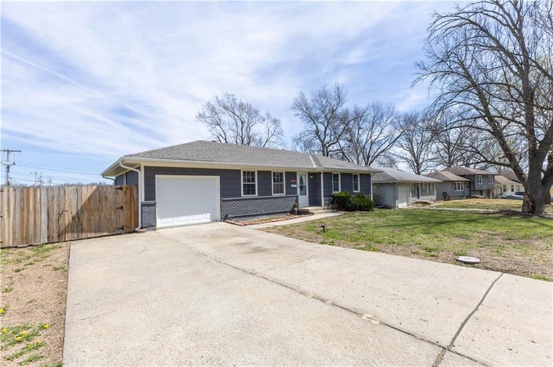 11601 Bennington Ave, Kansas City, MO 64134