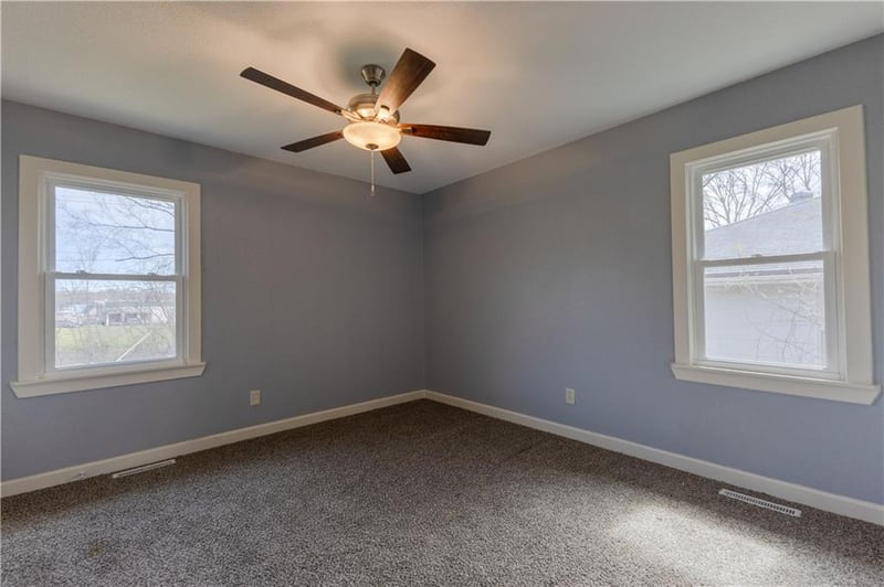 11601 Bennington Ave, Kansas City, MO 64134