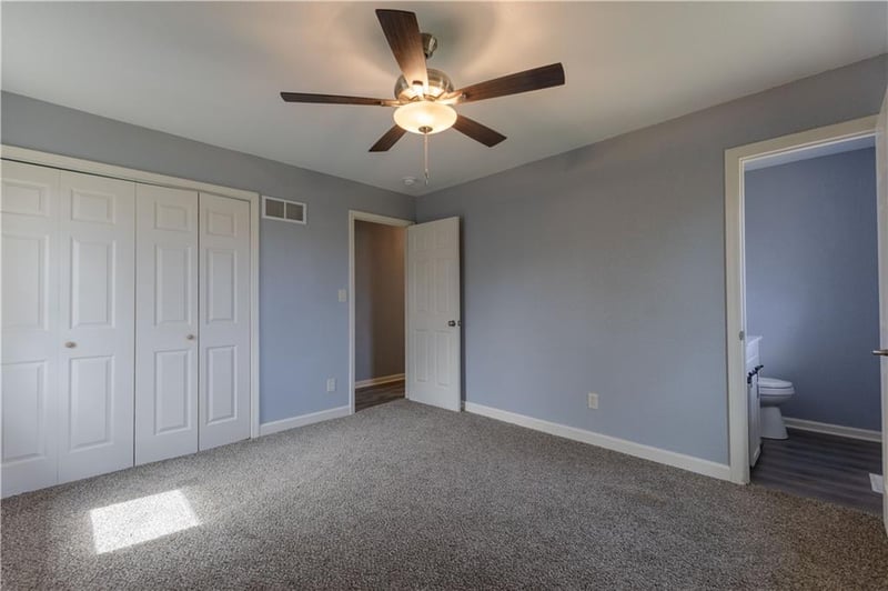 11601 Bennington Ave, Kansas City, MO 64134