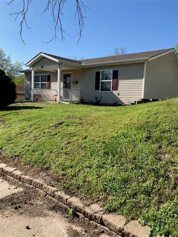 3215 Locust St, St Joseph, MO 64507