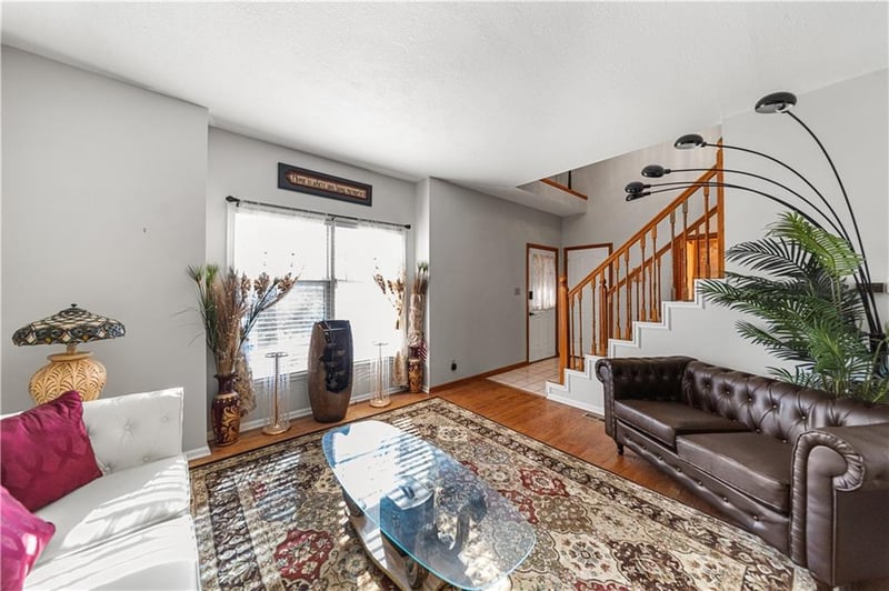 3900 Garland Ave, Leavenworth, KS 66048