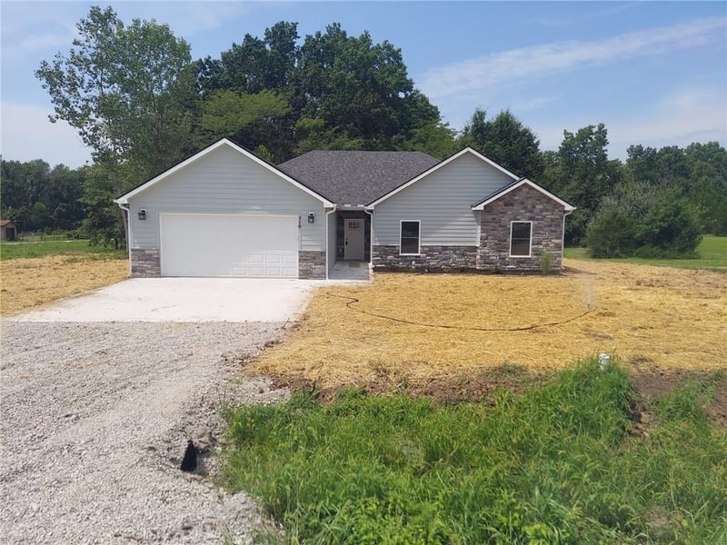 310 NE 51st Rd, Warrensburg, MO 64093