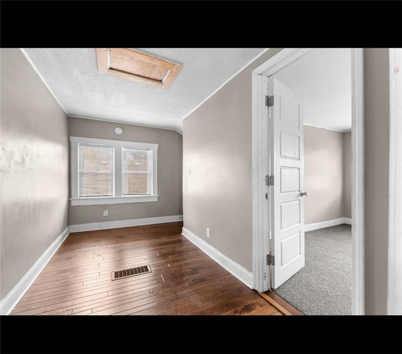 2918 26th St, Kansas City, KS 66104