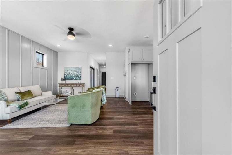1001 River View Ave, Independence, MO 64056