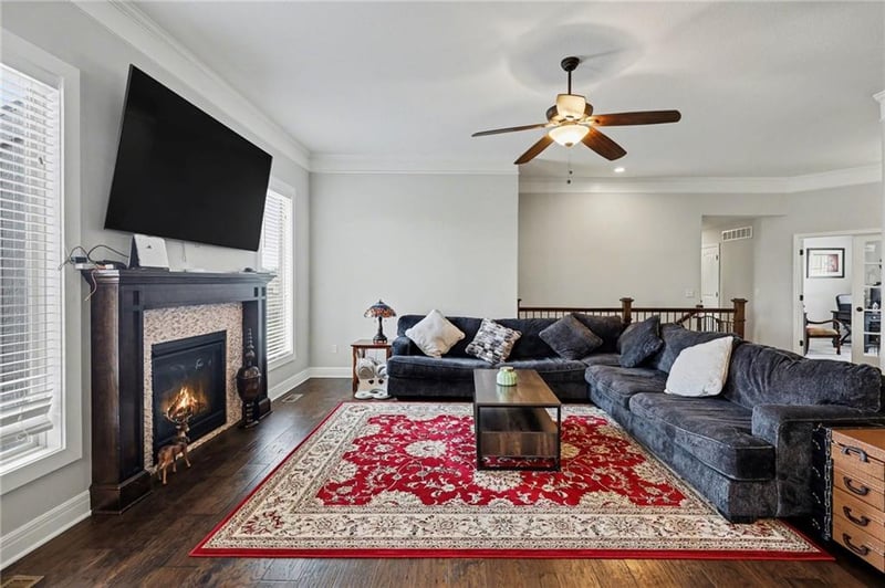 10810 Virginia Ave, Kansas City, MO 64155