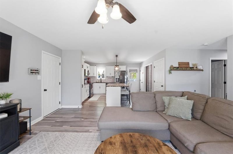402 Mill St, Strasburg, MO 64090