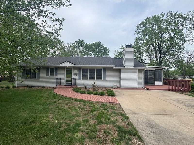 12000 60th Pl, Shawnee, KS 66216