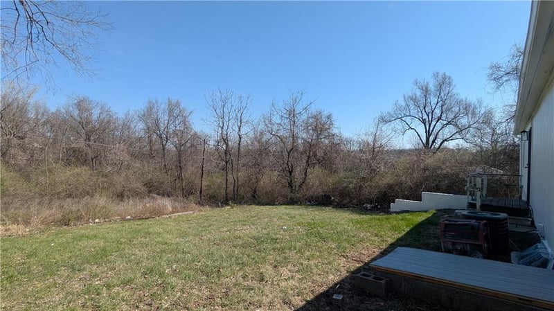 3812 93rd St, Kansas City, MO 64132