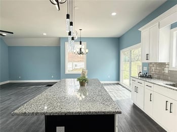 2538 Roe Ln, Kansas City, KS 66103