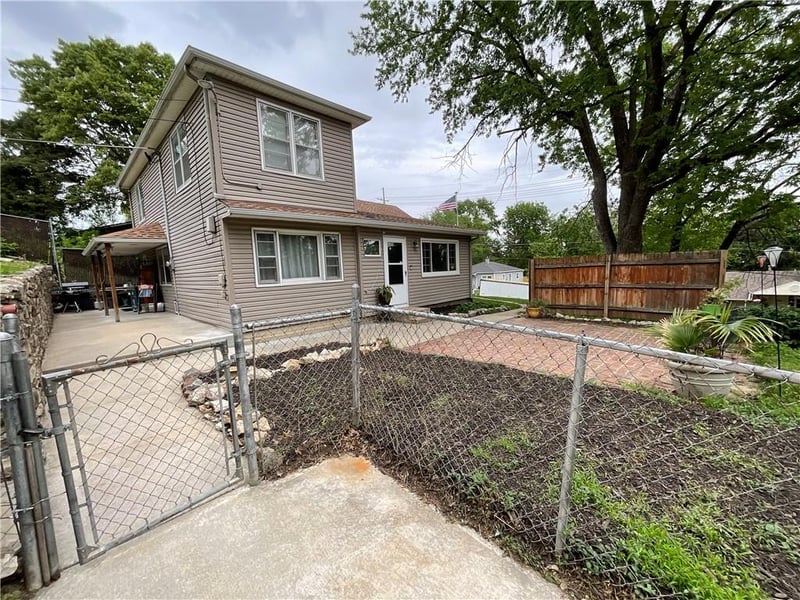 1834 16th St, Kansas City, KS 66103