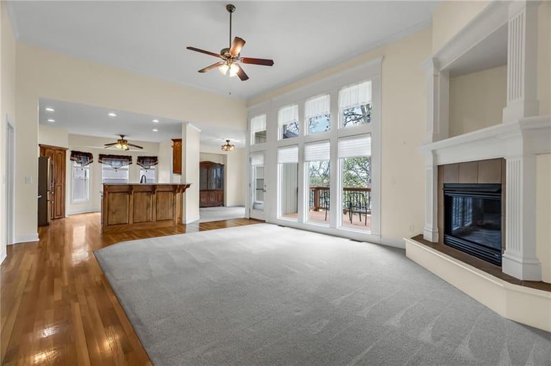 1640 Hunter Dr, Olathe, KS 66061