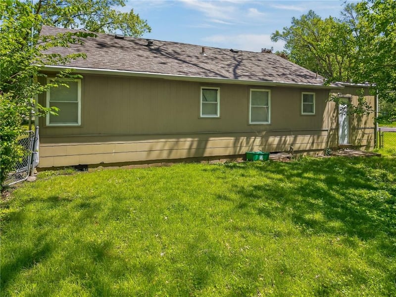 7400 Lamar Ave, Overland Park, KS 66204