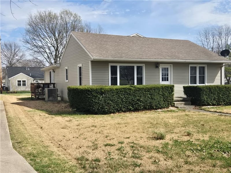 511 S Leona St, Concordia, MO 64020