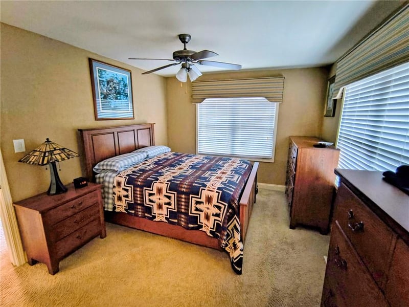 1108 46th St #6, Kansas City, MO 64112