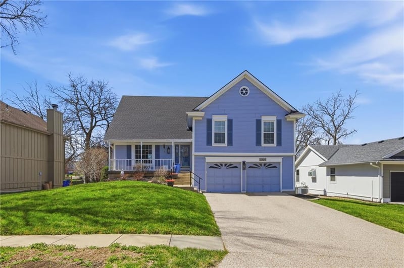 11520 Robinson St, Overland Park, KS 66210