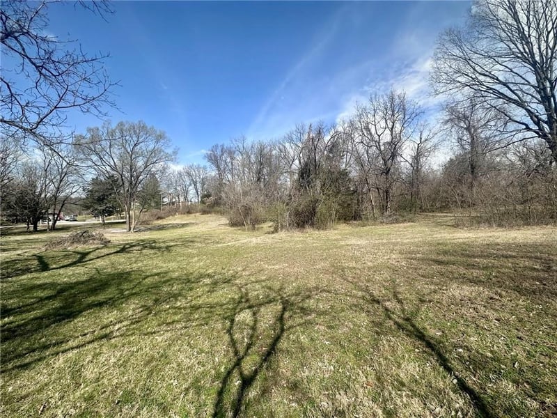 1641 88th St, Kansas City, KS 66111