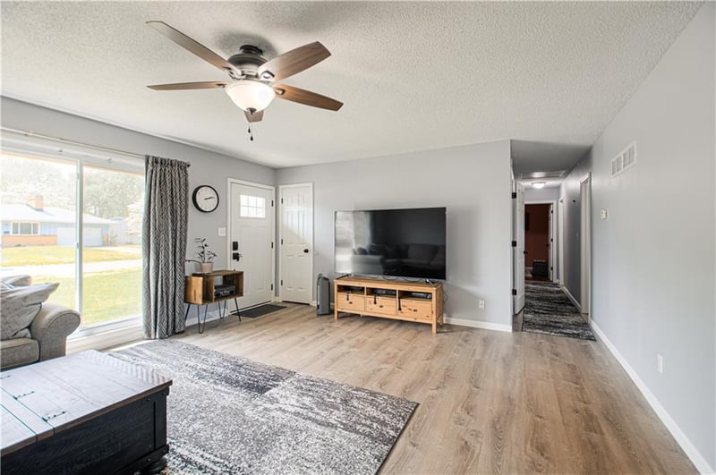 5247 Norton Ave, Kansas City, MO 64119