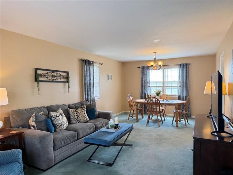 700 Clark St, Warrensburg, MO 64093