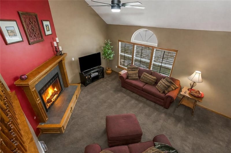 305 Fiddlewood Ave, Lee's Summit, MO 64086
