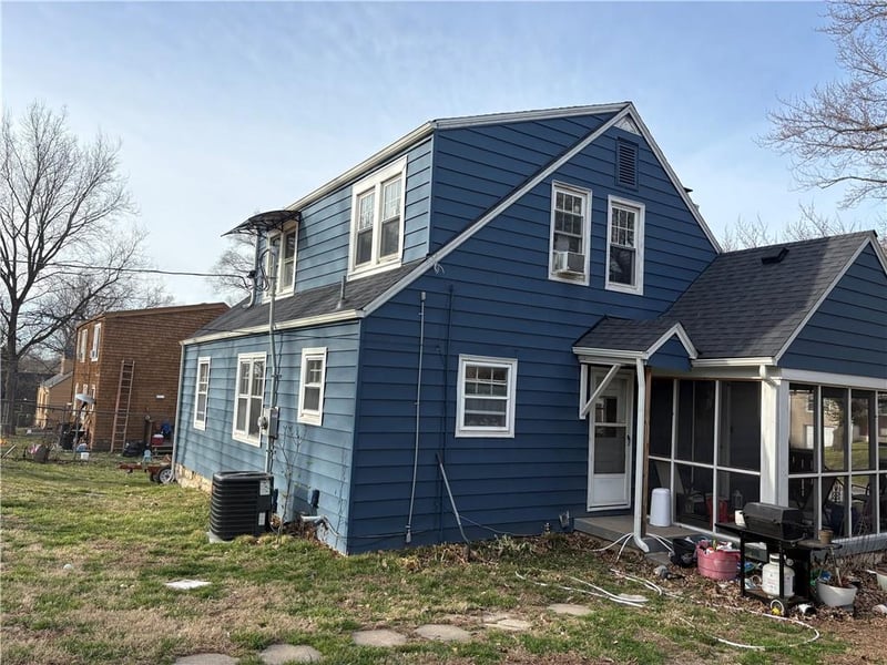 4319 Victory Dr, Kansas City, KS 66102