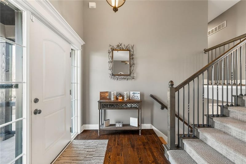 1004 Beatty Ct, Blue Springs, MO 64014