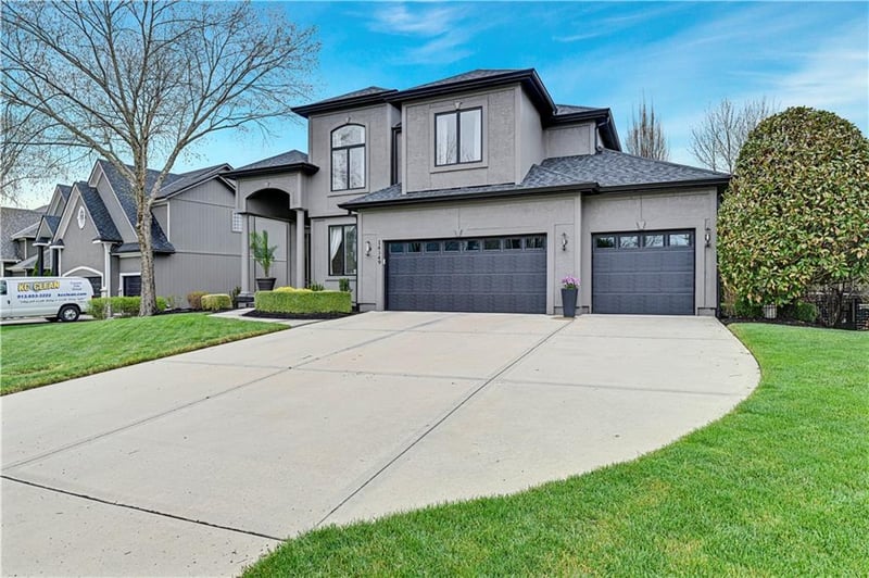 14349 Nieman Rd, Overland Park, KS 66221