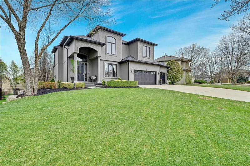 14349 Nieman Rd, Overland Park, KS 66221