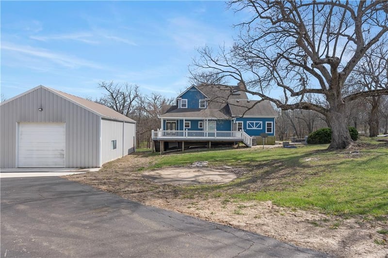 33604 Stringtown Rd, Greenwood, MO 64034