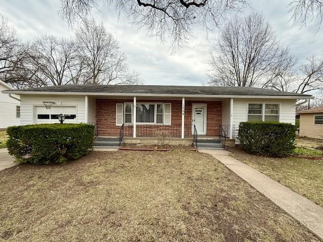 1208 20th St, Lawrence, KS 66046