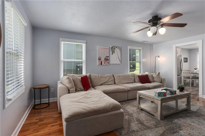214 Ming St, Warrensburg, MO 64093