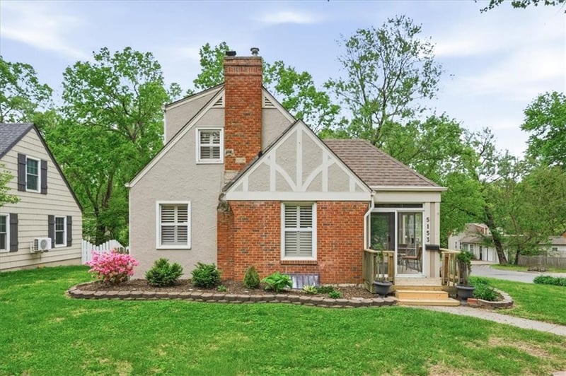 5153 Nall Ave, Roeland Park, KS 66202