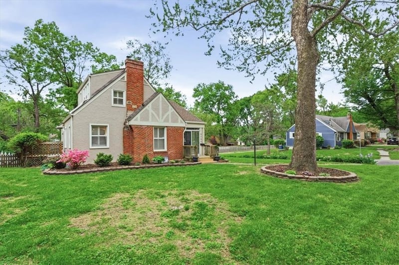 5153 Nall Ave, Roeland Park, KS 66202